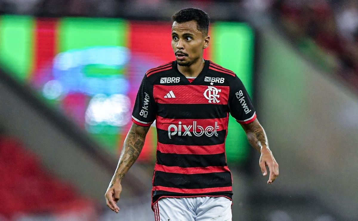 flamengo ainda tem r$ 20,5 milhões a pagar ao atlético mg pela compra de allan