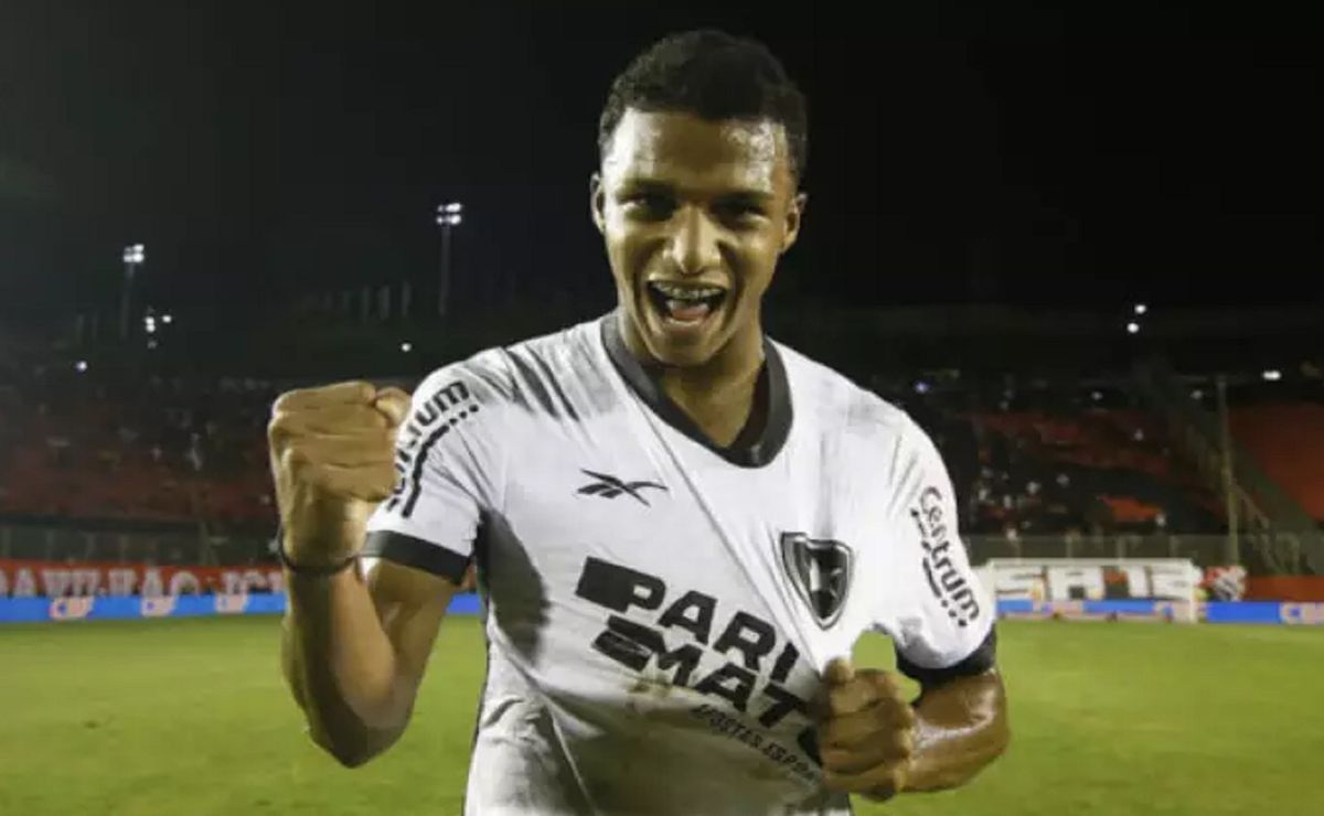 fabiano celebra chance no botafogo e revela: “eu quase desisti de jogar bola”