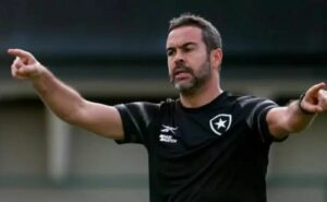 arthur jorge terá o retorno de cuiabano e +2 jogadores contra o corinthians; veja provável time