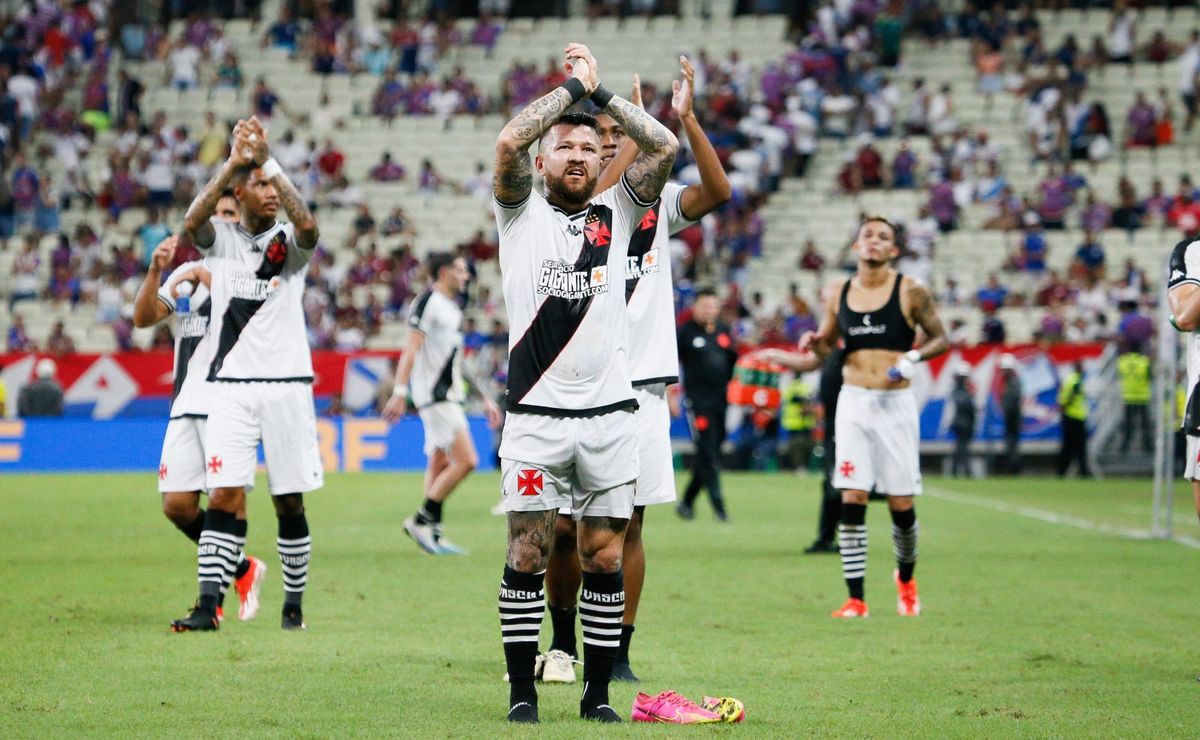 vasco segura empate no castelão e aposta em retrospecto para eliminar o fortaleza
