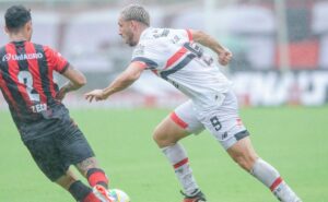 são paulo domina e vence vitória pelo brasileirão; veja atuações