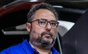 volante ex flamengo agrada a alexandre mattos e pode assinar com o cruzeiro 