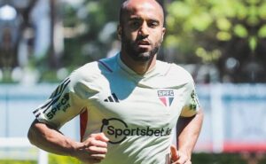 lucas moura não é relacionado para jogo contra o fluminense e vira dúvida contra o barcelona; veja detalhes