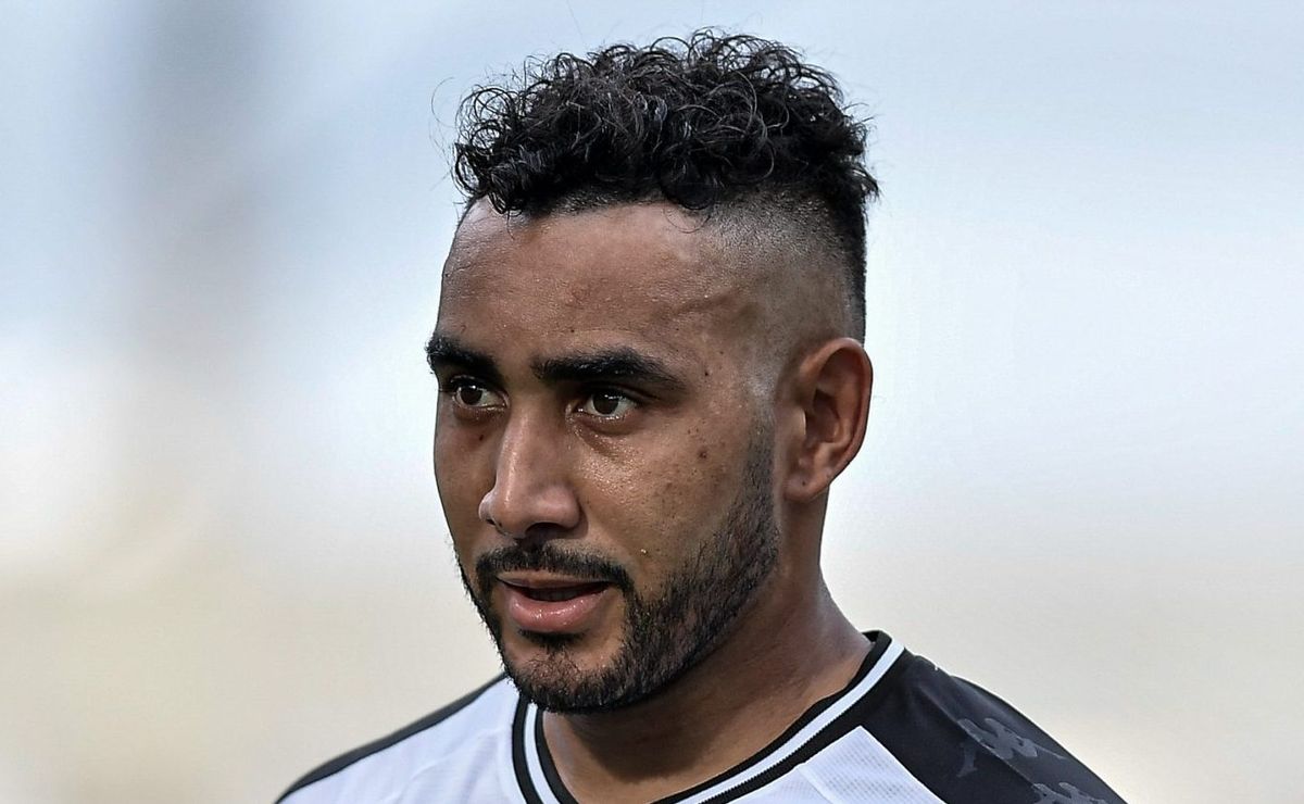 payet recebe sondagens do exterior, mas intenção é de permanecer no vasco