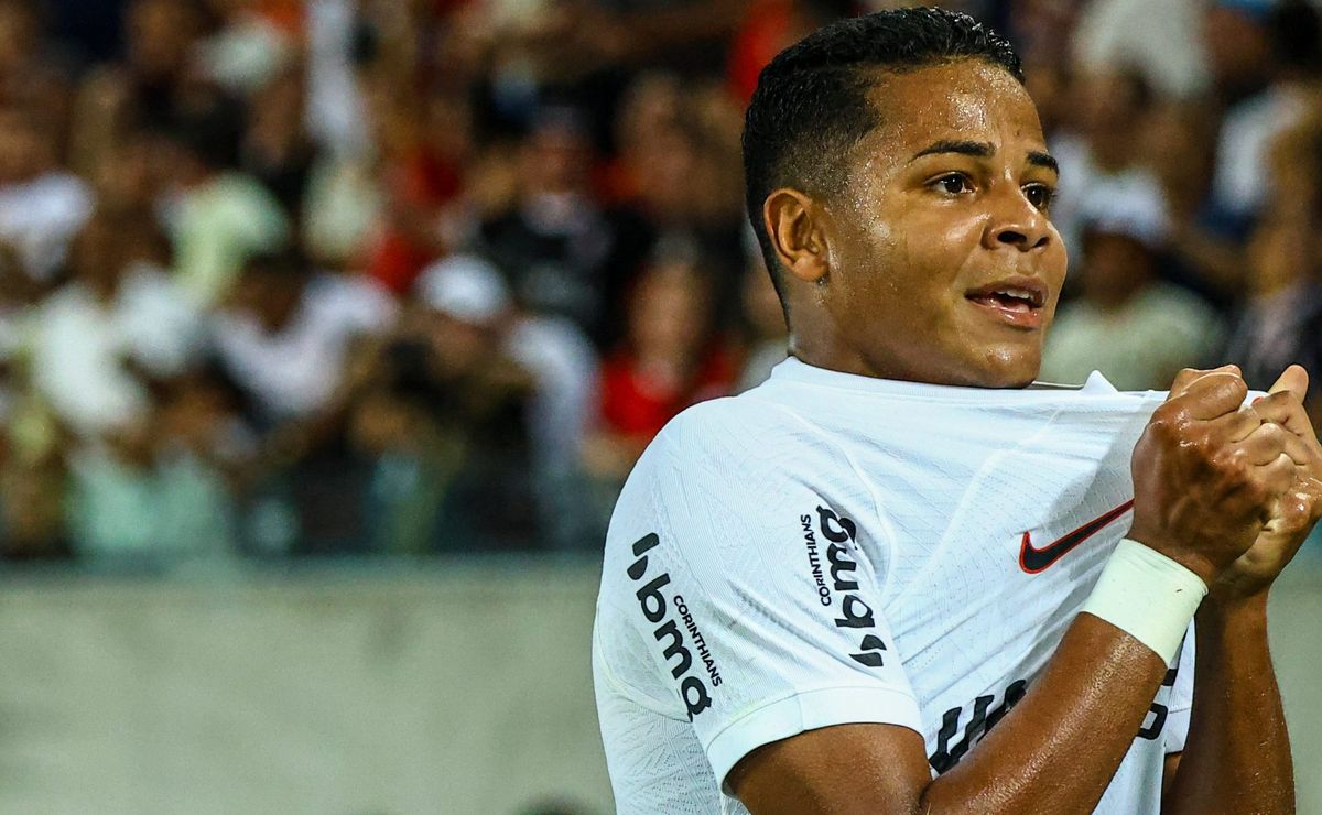 € 25 milhões: mike gordon, dono do liverpool, tem interesse na contratação de wesley, do corinthians
