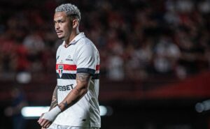 luciano explica a confusão com diniz, em jogo do são paulo: "falou que a amizade acabou"