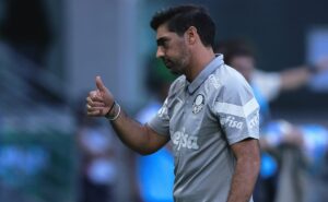 palmeiras quebra recorde na era abel ferreira com goleada sobre liverpool