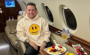 torcida esperançosa: bernard, novo reforço do galo, é decisivo em título do panathinaikos