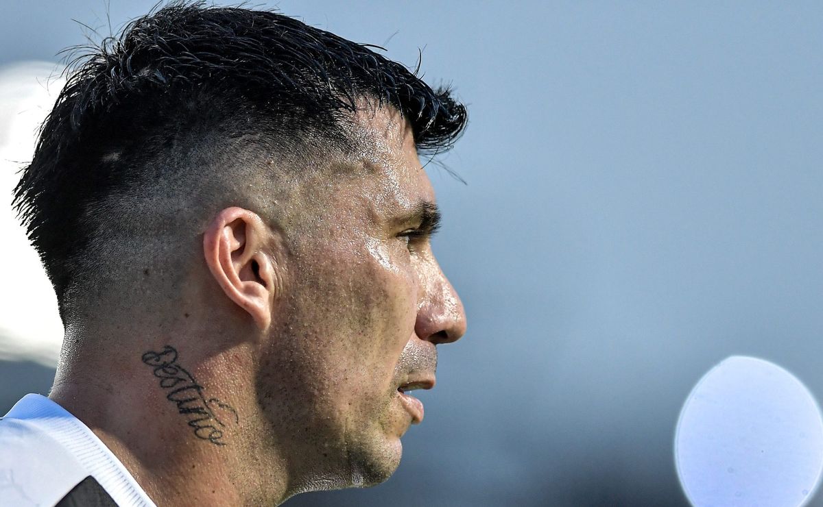 boca júniors não trata gary medel como prioridade, mas também não descarta contratação