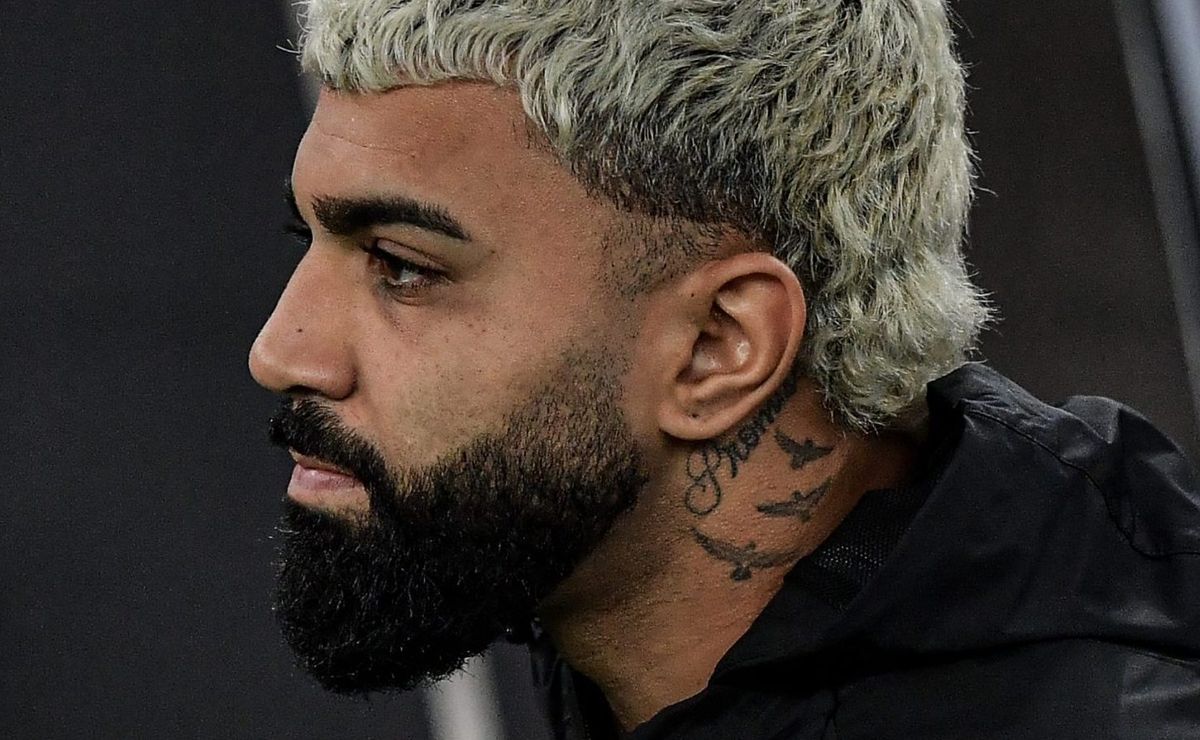 cruzeiro tem caminho livre para assinar com gabigol após flamengo desistir de renovação 