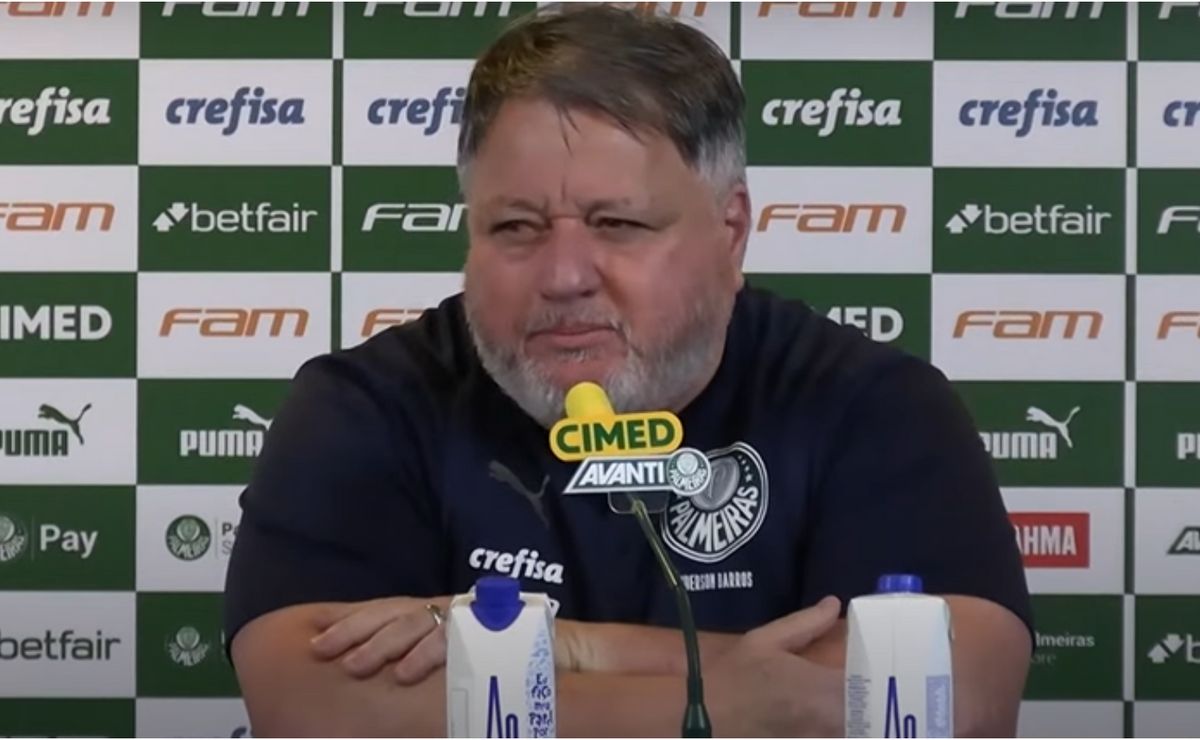 anderson barros, do palmeiras, se mostra contra a paralisação do brasileirão e se justifica