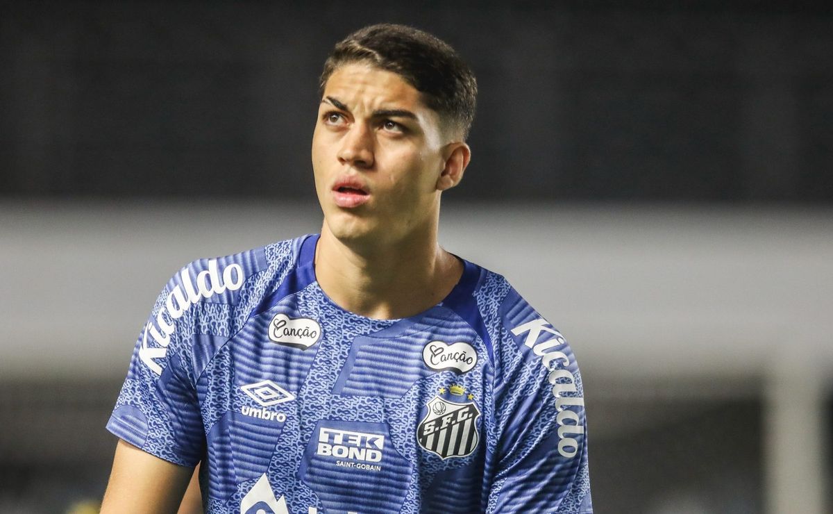 jair é surpreendido com decisão do santos e zagueiro querido pela torcida volta para o sub 20