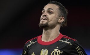 abriu conversas: marcos braz entra em contato com empresário de michael para retorno do atacante