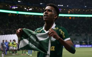 É esse o valor milionário que o chelsea está disposto a pagar por estêvão, do palmeiras