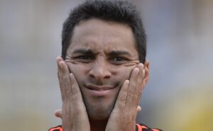 ibson reencontra o flamengo e revela tática para vencer tite na copa do brasil: “jogar juntinho”