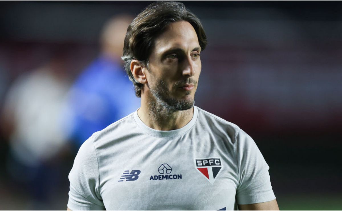 zubeldía sai em defesa de luan e patrick após vitória do são paulo