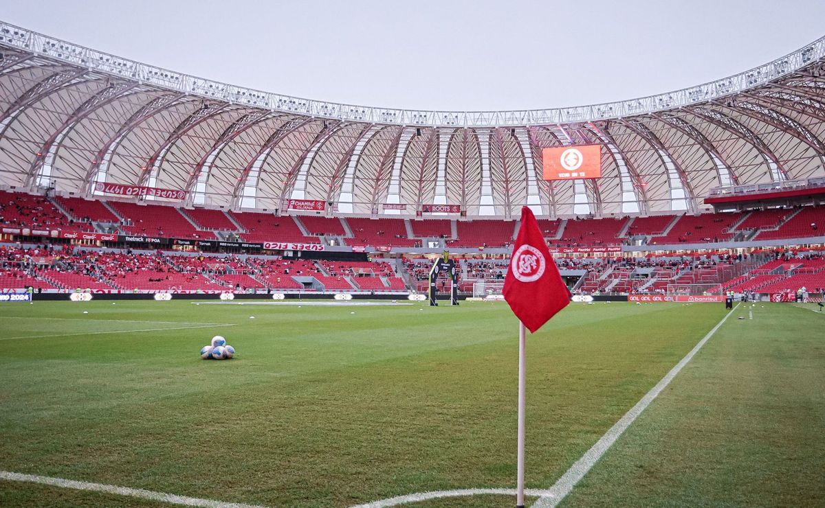 internacional vai percorrer quase 15 mil km nos próximos seis jogos