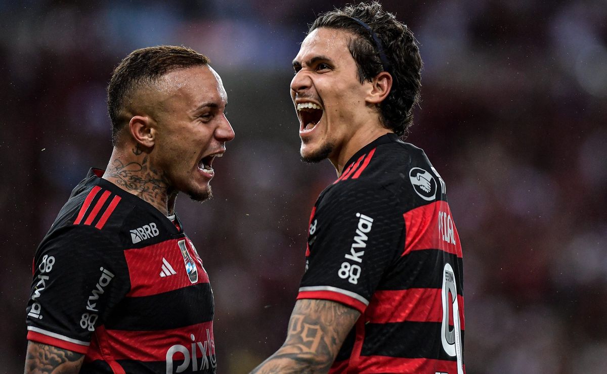 escalação do flamengo: cebolinha e arrascaeta viajam e tite joga no 4 4 2 contra bragantino