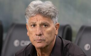 renato gaúcho dá opinião forte sobre a série b envolvendo o santos: "cabe a cbf"