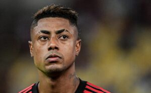 contrato até 2026: saída de bruno henrique do flamengo tem decisão e atacante permanece no clube