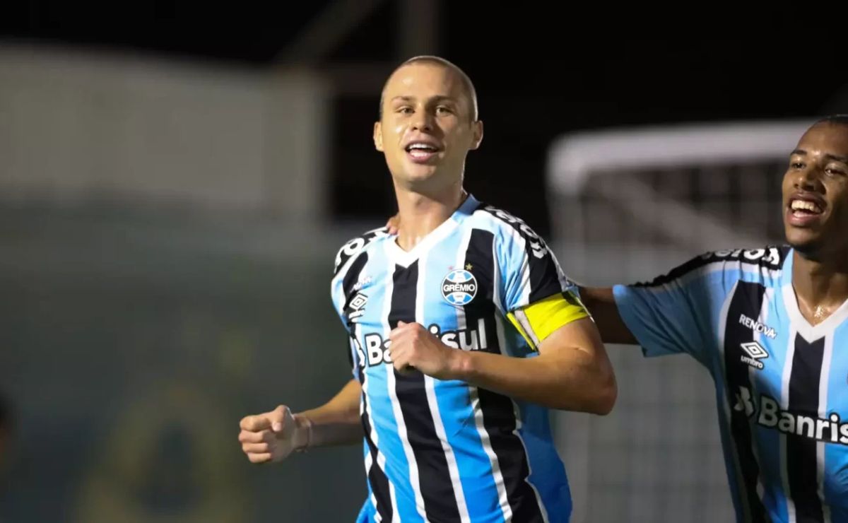 grêmio estende vínculo de volante cria da base, ronald; veja novo tempo de contrato