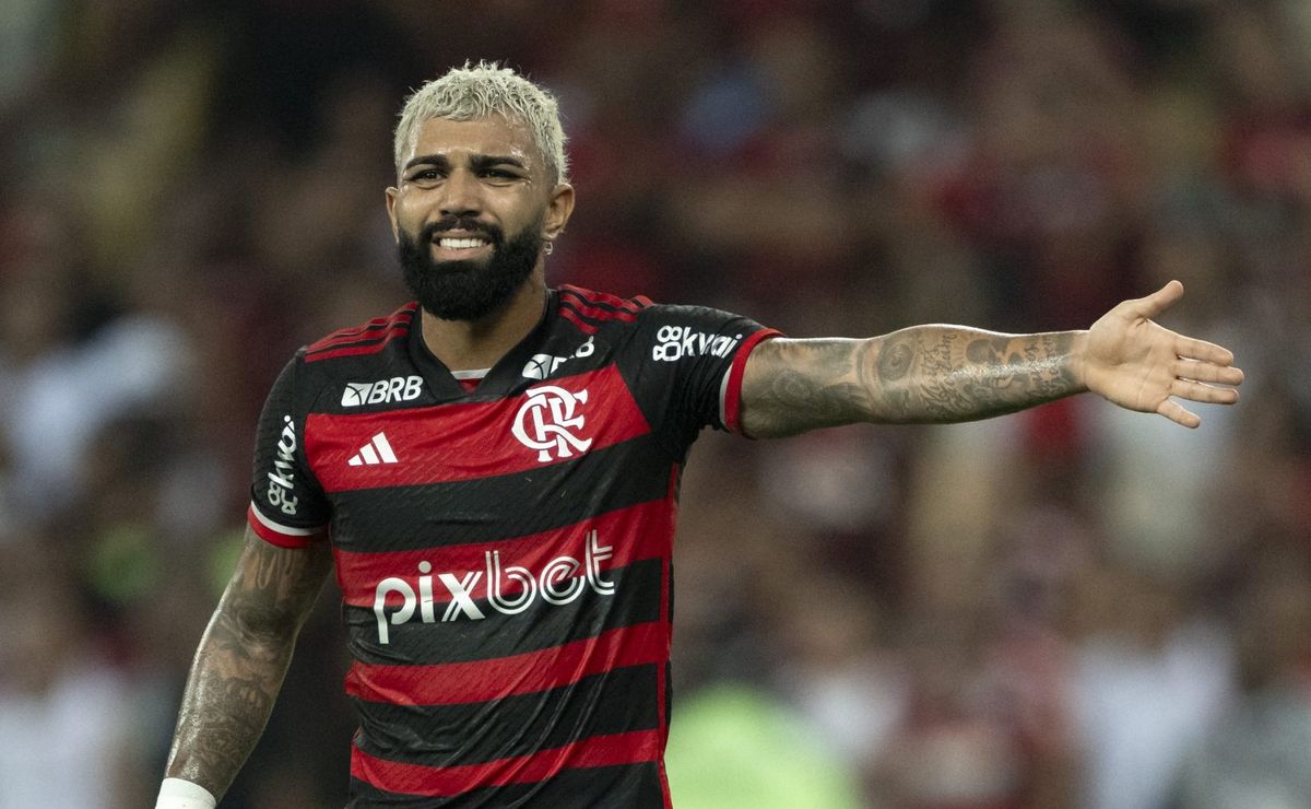 flamengo tem noite sem inspiração, vence amazonas e recebe vaias da torcida