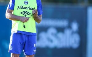 grêmio de renato deve ter ct e estádio provisório escolhido fora do rs