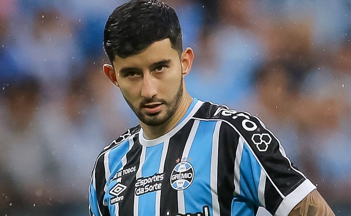 seleção paraguaia não libera villasanti ao grêmio para decisão contra o huachipato na libertadores