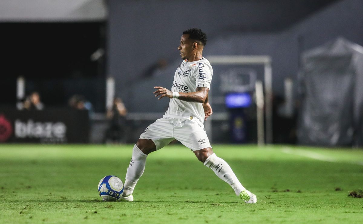 amazonas e santos: saiba onde assistir, horário e prováveis escalações do jogo pelo brasileirão série b