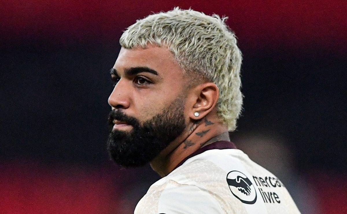 gabigol volta a manaus como ídolo e recebe recepção calorosa da torcida do flamengo