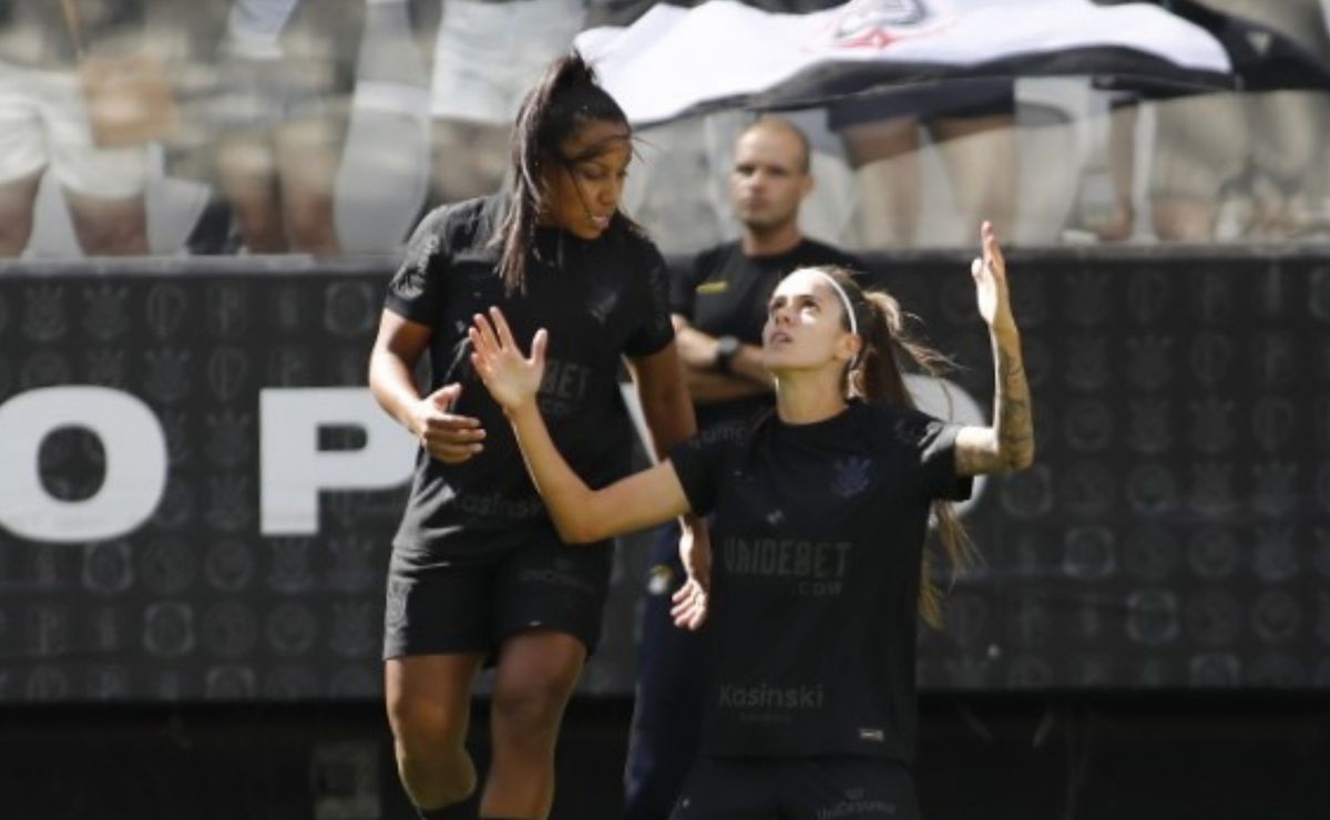 corinthians domina clássico majestoso e vence o são paulo pelo brasileirão feminino