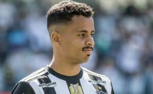 r$ 20,5 milhões: flamengo lidera lista de devedores do atlético  por compra de allan 