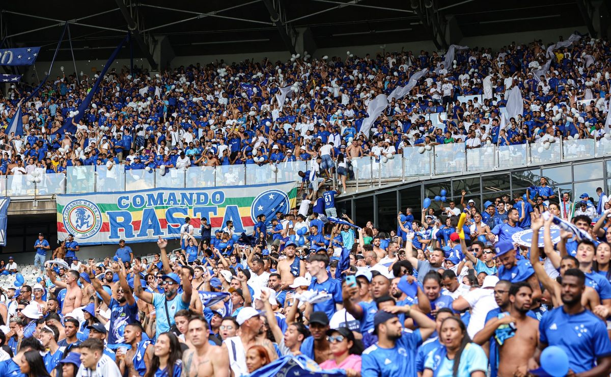 cruzeiro terá casa cheia: torcida celeste garante mais de 35 mil ingressos para jogo da sul americana