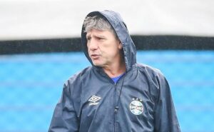 grêmio descarta sair de porto alegre e renato espera resposta da cbf; veja atualização