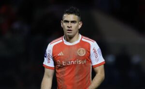 mesmo com derrota para o belgrano, borré alcança sequência importante pelo internacional