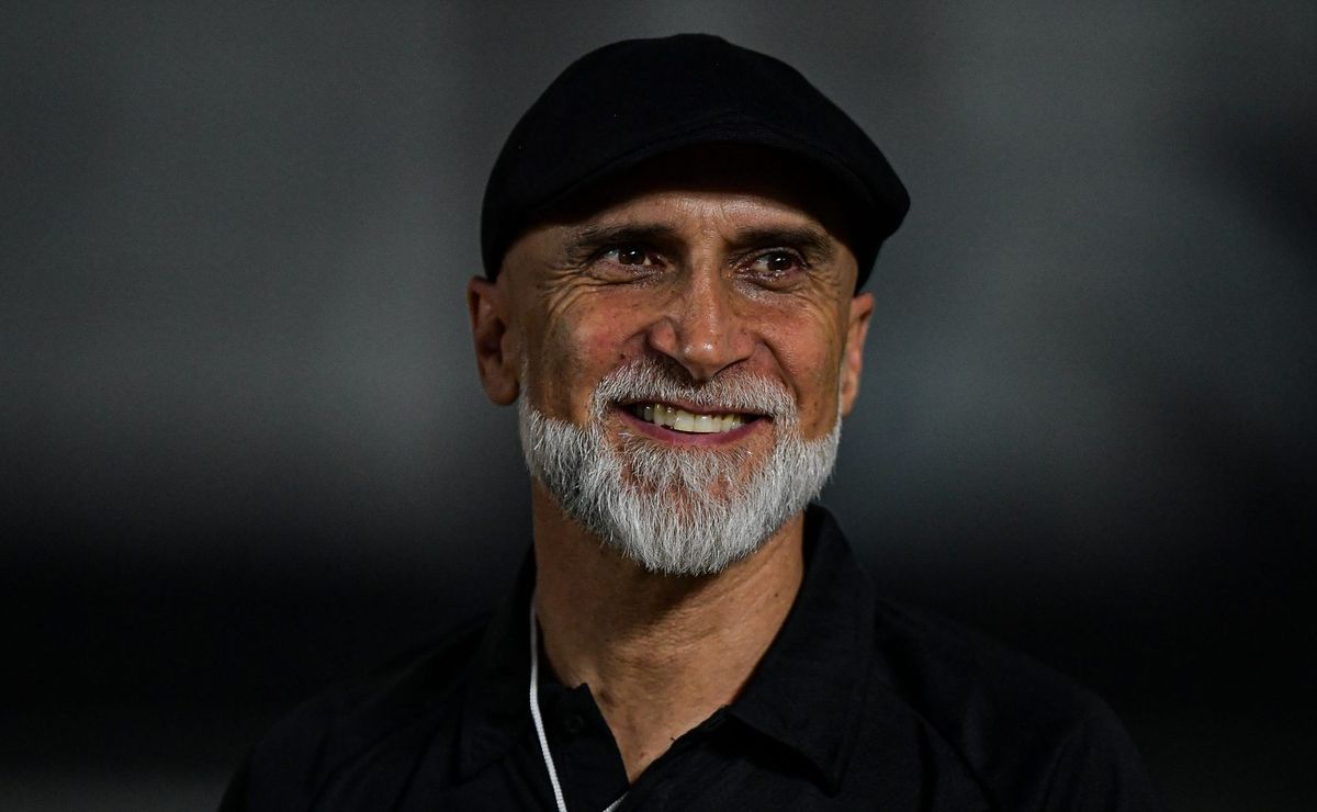 paiva entrega contribuição de Álvaro pacheco antes mesmo de estrear no vasco