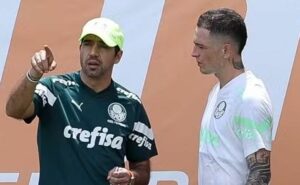 lateral direito do palmeiras tem negociação avançada com o vitória