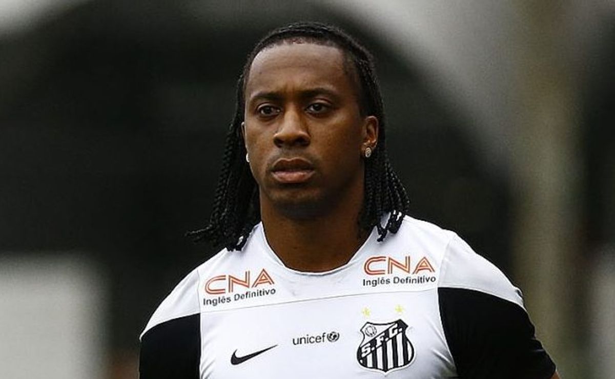 aos 37 anos, ex santos, arouca não joga há 2 temporadas, mas ainda não se aposentou oficialmente