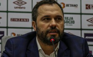 thiago silva no fluminense: bittencourt nega acerto, mas está confiante em contratação