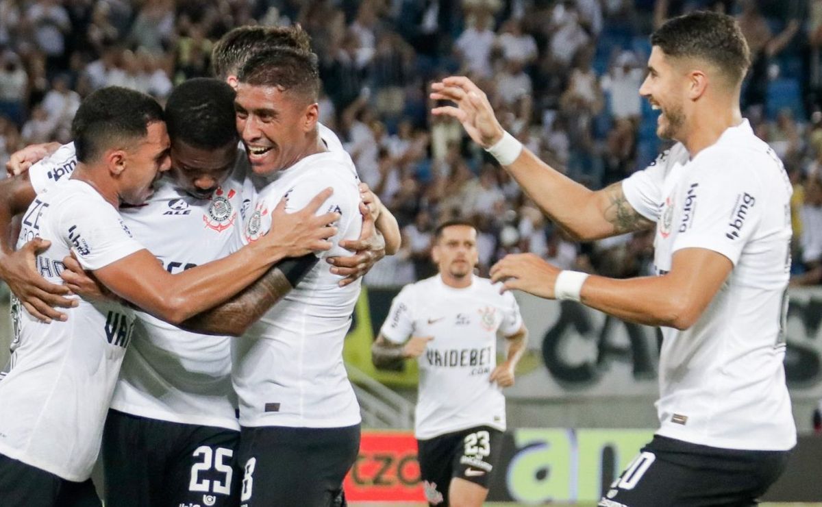 corinthians lança nova camiseta com o tema “anti racismo”, e augusto melo fala sobre: “é o time do povo”