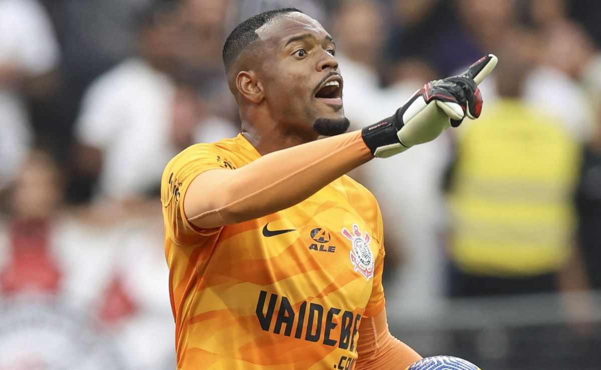 corinthians quer renovar contrato com carlos miguel após titularidade