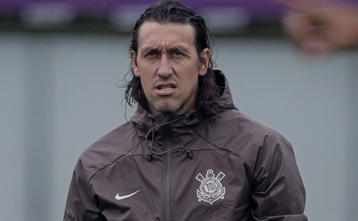 augusto melo confirma saída de cássio e declara que tudo será explicado: “É uma pena”