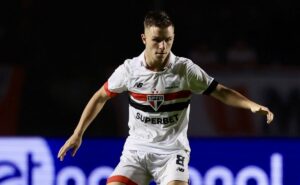 galoppo perde gol incrível em são paulo x Águia pela copa do brasil