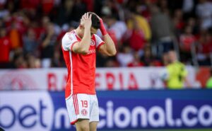 internacional enfrenta maratona de seis jogos em diferentes locais, percorrendo quase 15 mil km