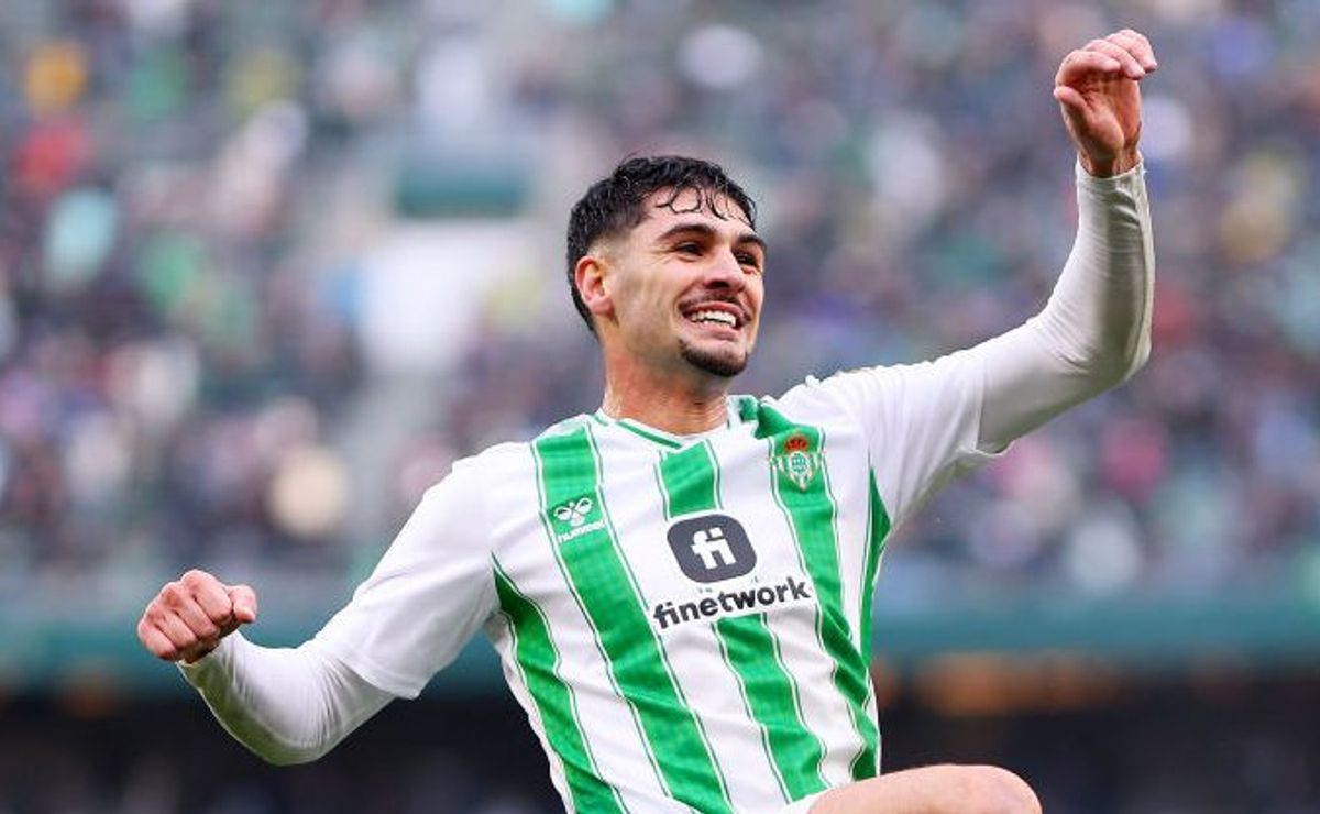 imprensa espanhola expõe barcelona interessado em johnny e inter pode receber 20% de negociação