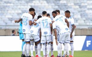 cruzeiro quer embalar e encara um atlético go pressionado pelo rebaixamento