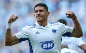 atacante campeão pelo cruzeiro, luvannor, revela ser torcedor do flamengo desde infância