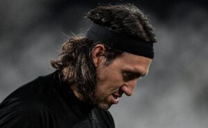 corinthians decide que não vai impedir saída de cássio no meio do ano