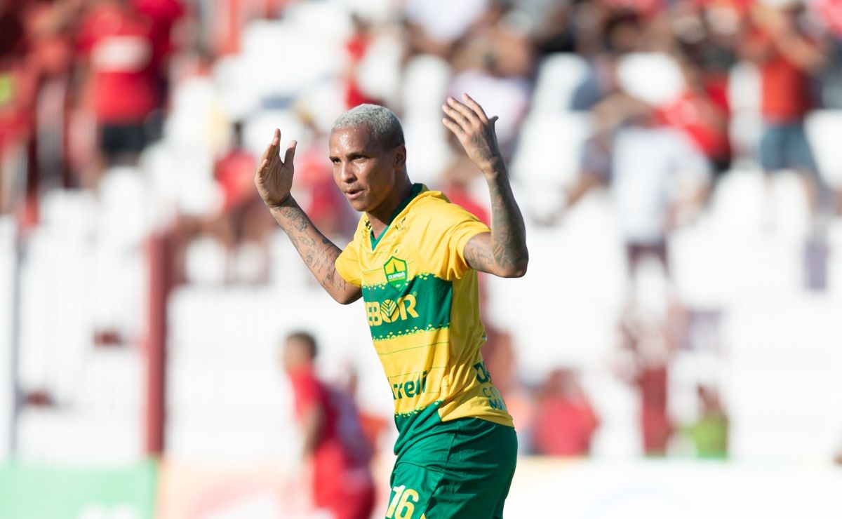 sem clima no cuiabá, deyverson está livre no mercado e pode reforçar qualquer clube brasileiro