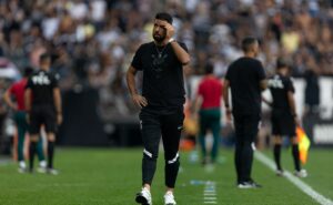 corinthians revê fortaleza após sul americana e quer quebrar boa fase tricolor